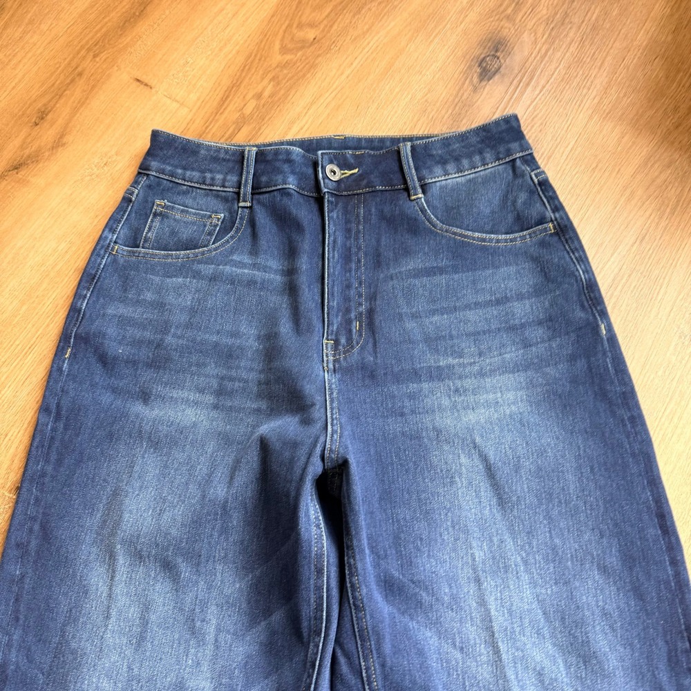 Halara High Waisted Wide Leg Cuffed Jeans Dark Wash Blue Size M Vintage Inspired - Picture 2 of 6